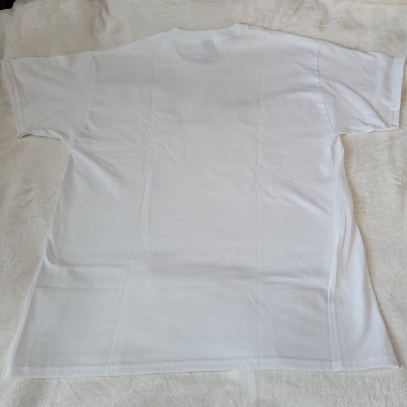 Wolf Howling In Forest Print Crew Neck T-Shirt - Picture 5 of 8